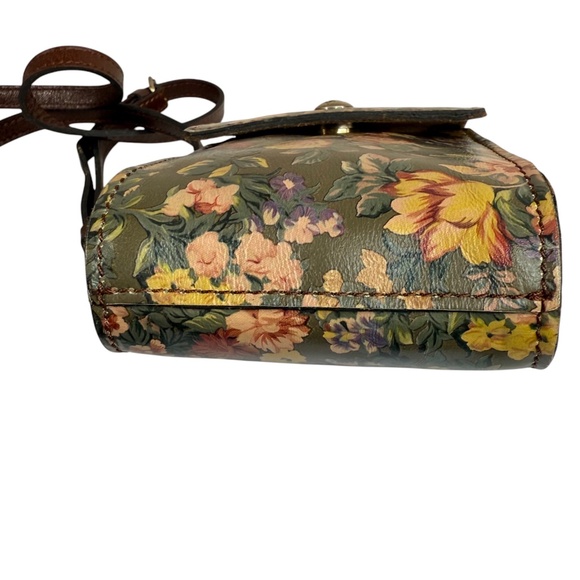 Patricia Nash Rivalta Crossbody Mini Bag – English Country Floral – NWT - Picture 5 of 15